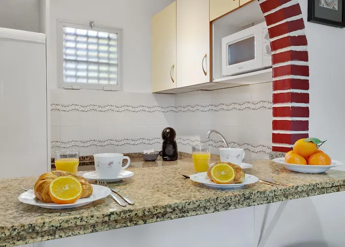 Vistamarina 202b By Ivi Real Estate *